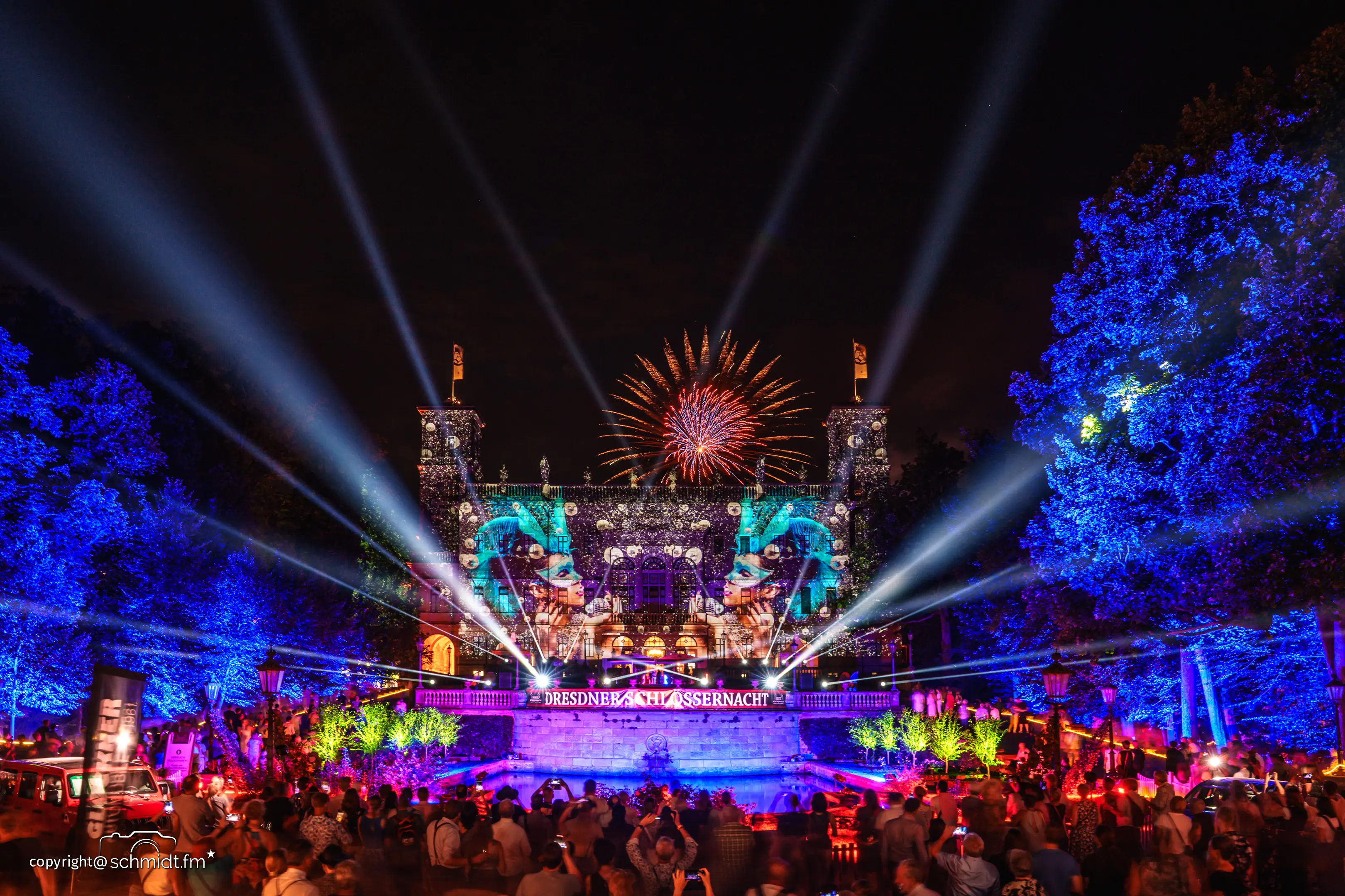 Live-Mapping-Show und Feuerwerk zur Dresdner Schlössernacht